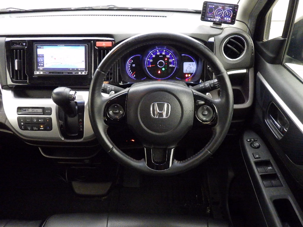 HONDA N-WGN