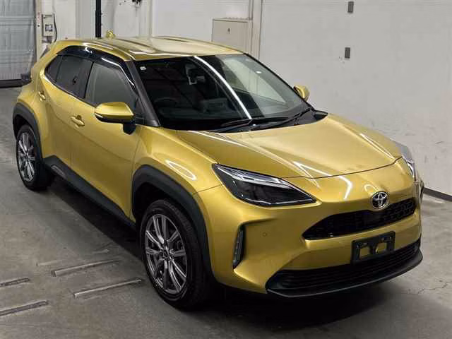 TOYOTA YARIS CROSS