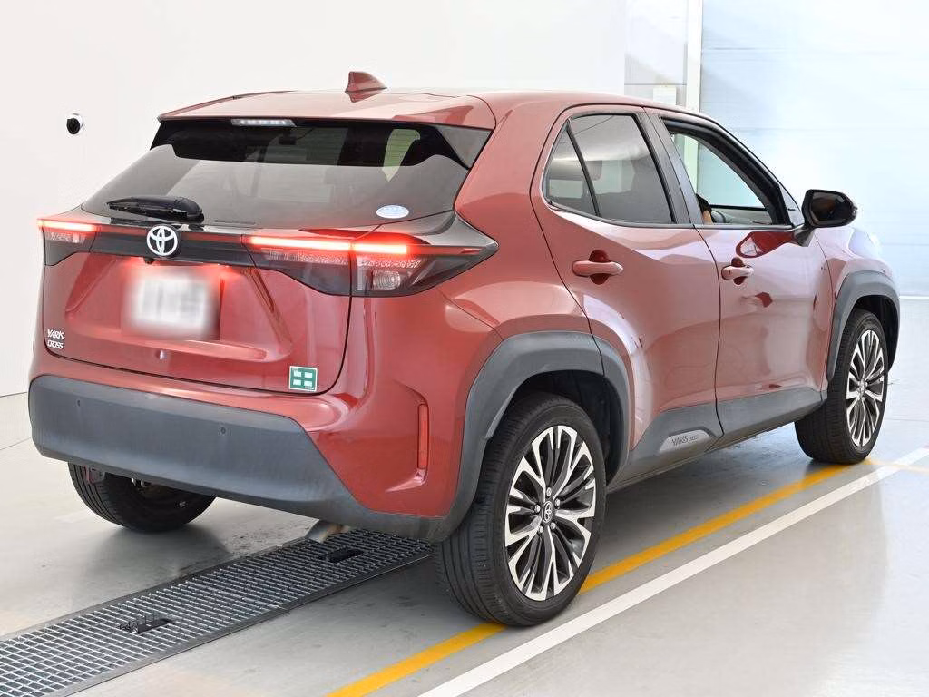 TOYOTA YARIS CROSS