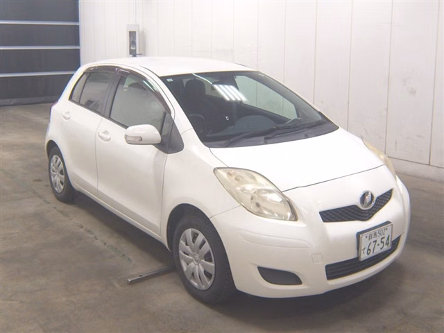 TOYOTA VITZ