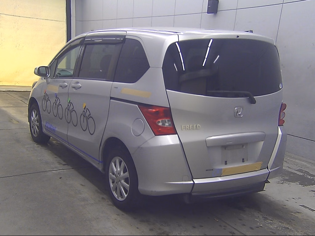 HONDA FREED