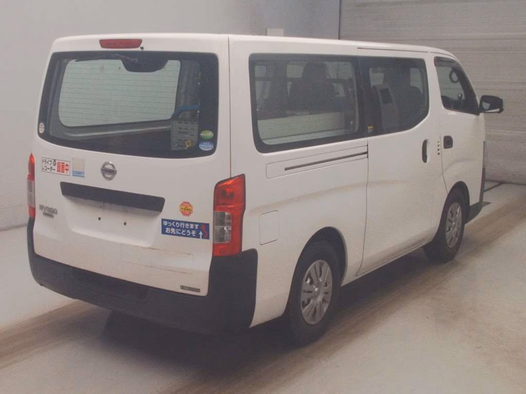 NISSAN NV350 CARAVAN