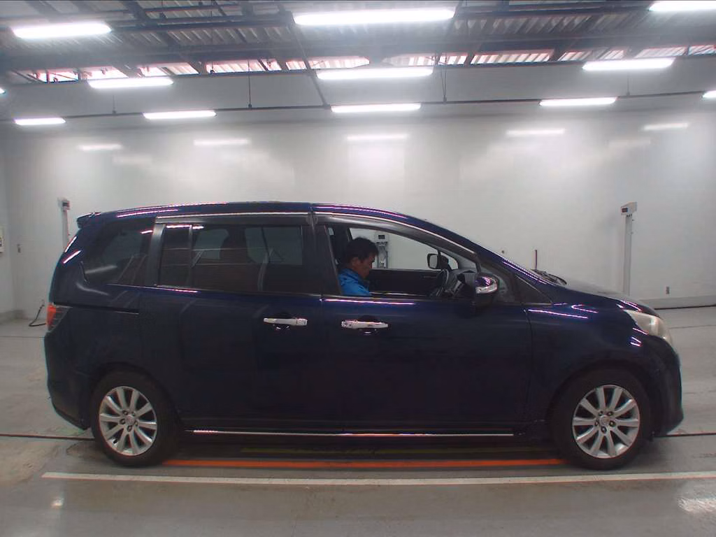 MAZDA MPV