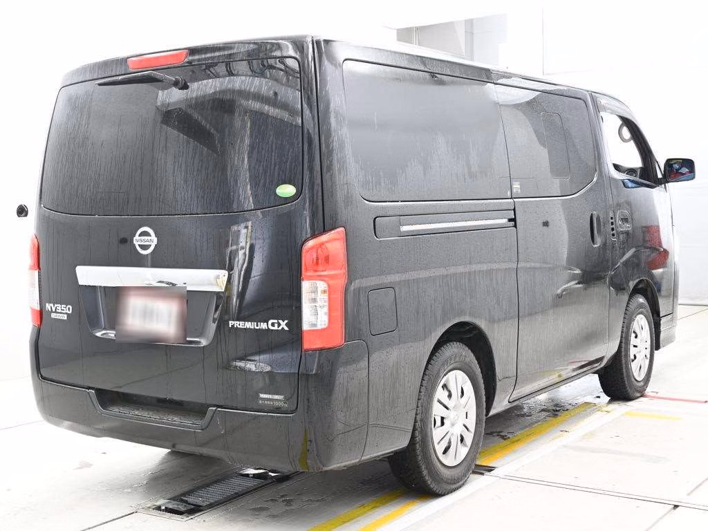 NISSAN NV350 CARAVAN