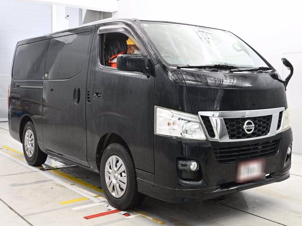 NISSAN NV350 CARAVAN