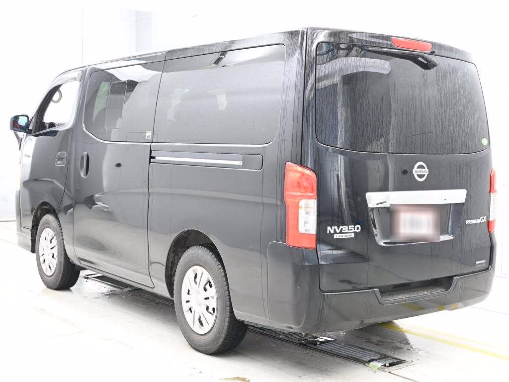 NISSAN NV350 CARAVAN