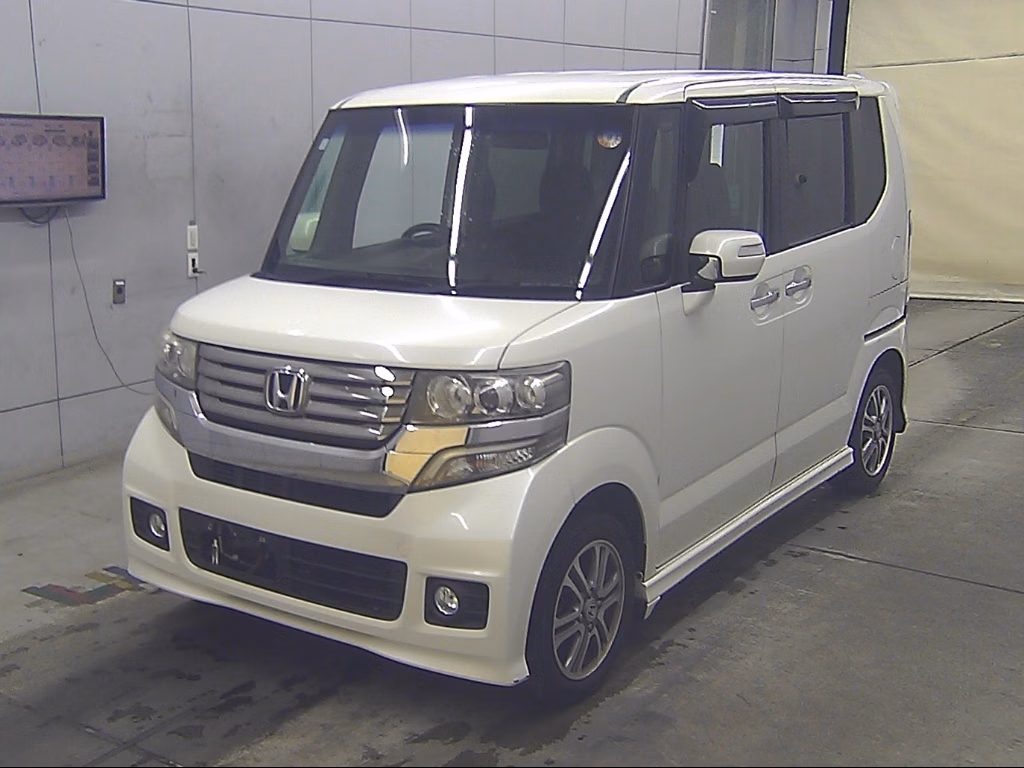 HONDA N-BOX
