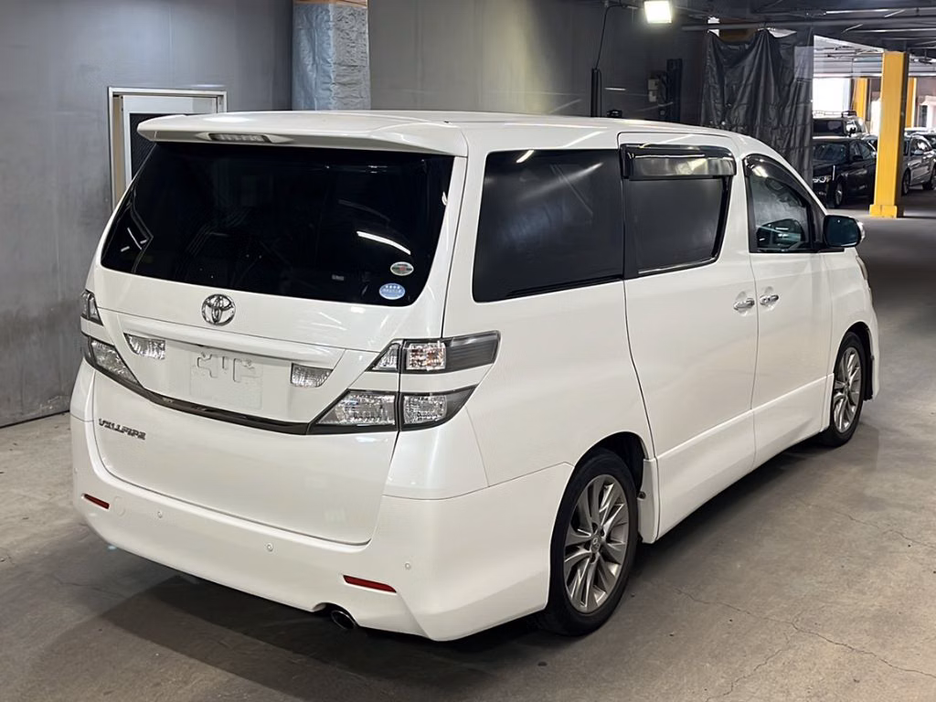TOYOTA VELLFIRE