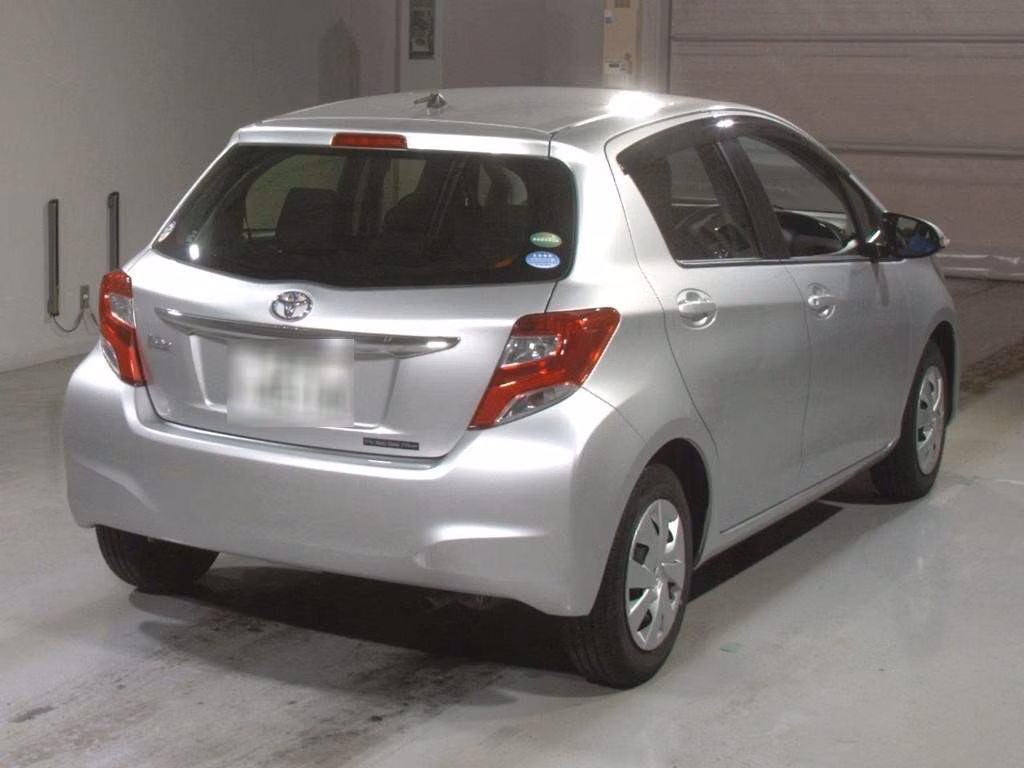 TOYOTA VITZ