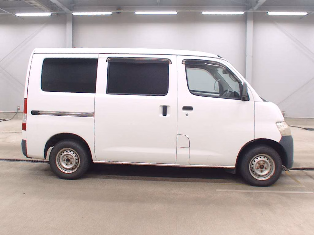 TOYOTA LITE ACE