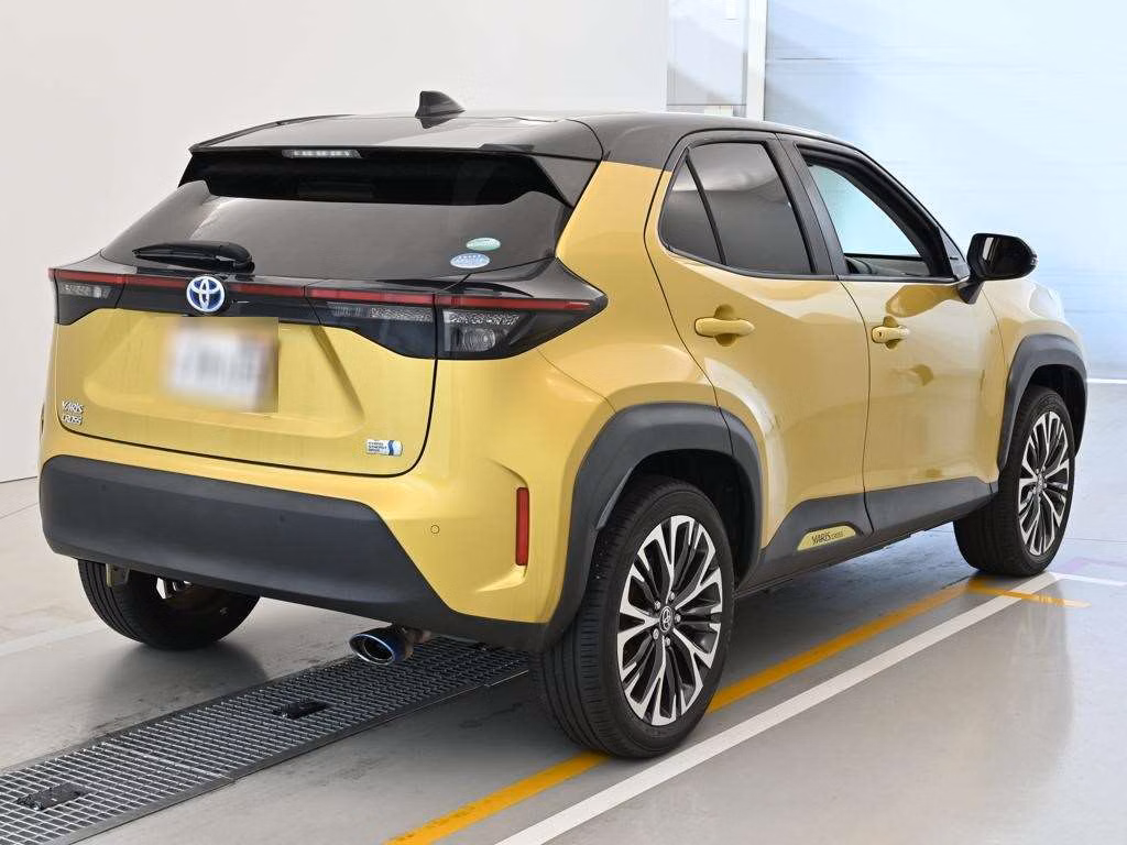 TOYOTA YARIS CROSS