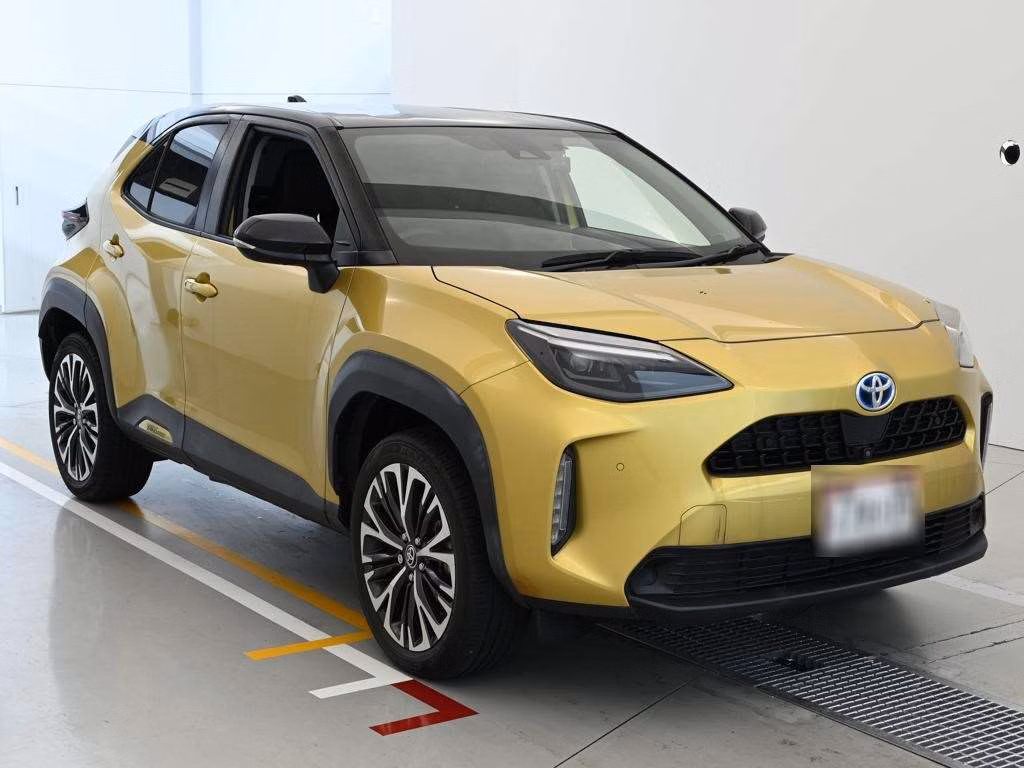 TOYOTA YARIS CROSS