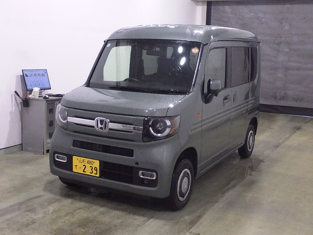 HONDA N-VAN