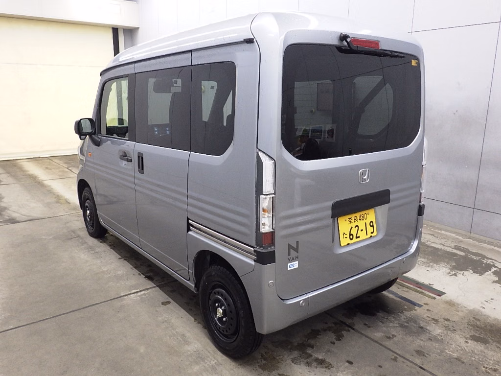 HONDA N-VAN