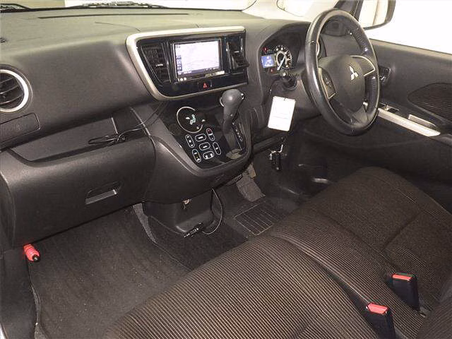 MITSUBISHI EK SPACE