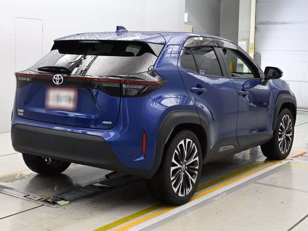 TOYOTA YARIS CROSS