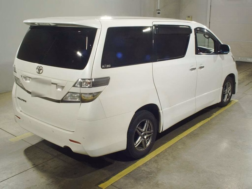 TOYOTA VELLFIRE