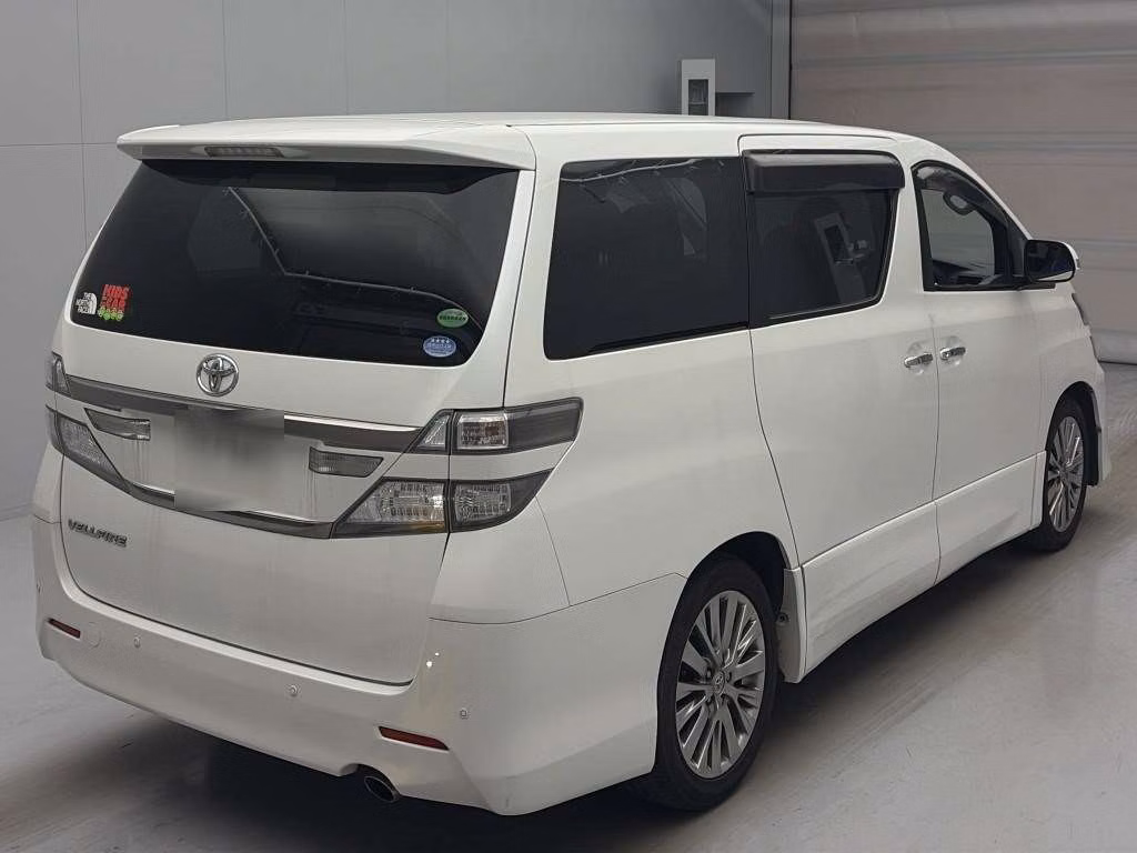 TOYOTA VELLFIRE