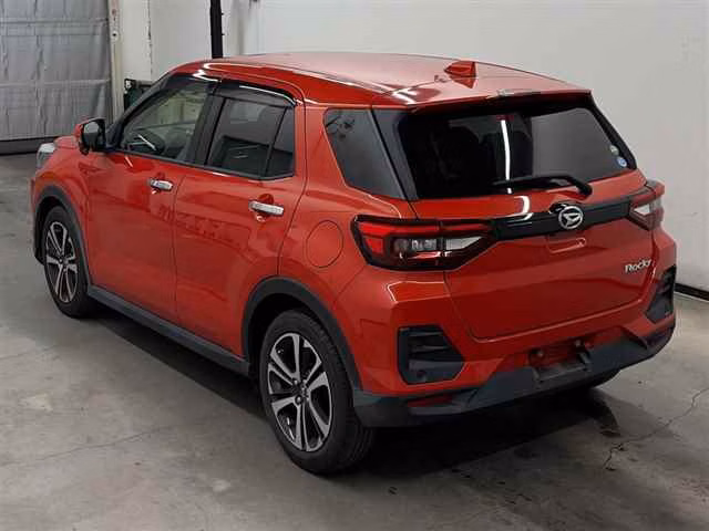 DAIHATSU ROCKY