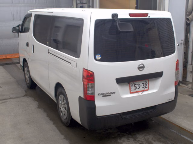 NISSAN NV350 CARAVAN