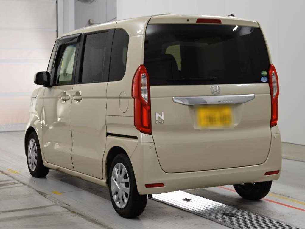 HONDA N-BOX