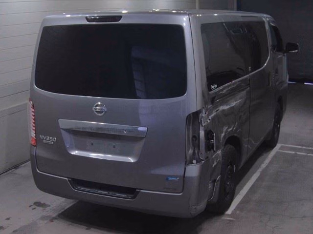 NISSAN NV350 CARAVAN
