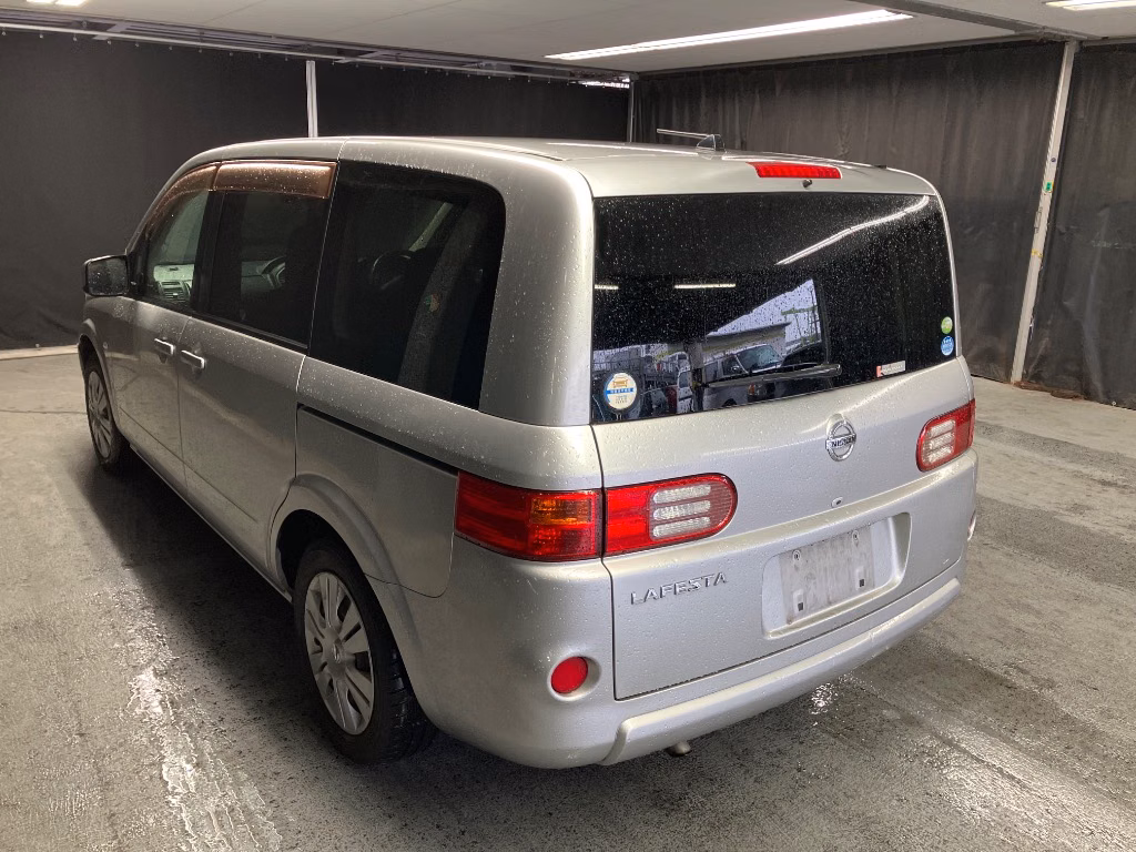 NISSAN LAFESTA