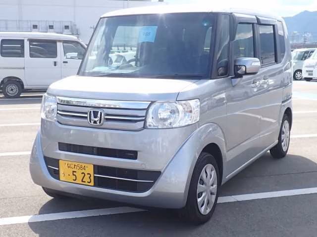 HONDA N-BOX