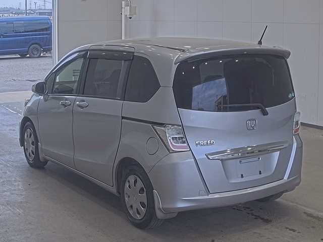 HONDA FREED