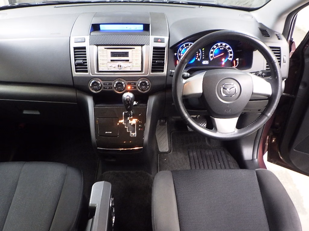 MAZDA MPV