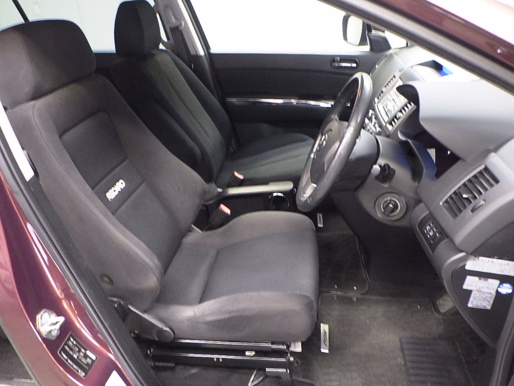MAZDA MPV