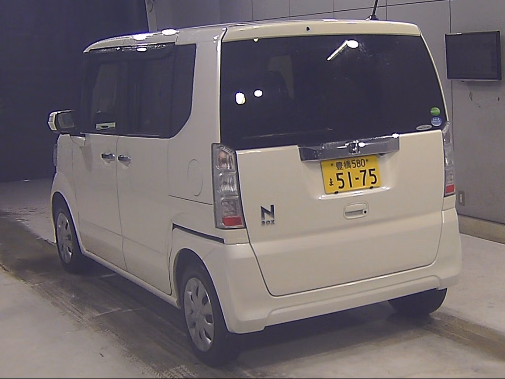 HONDA N-BOX