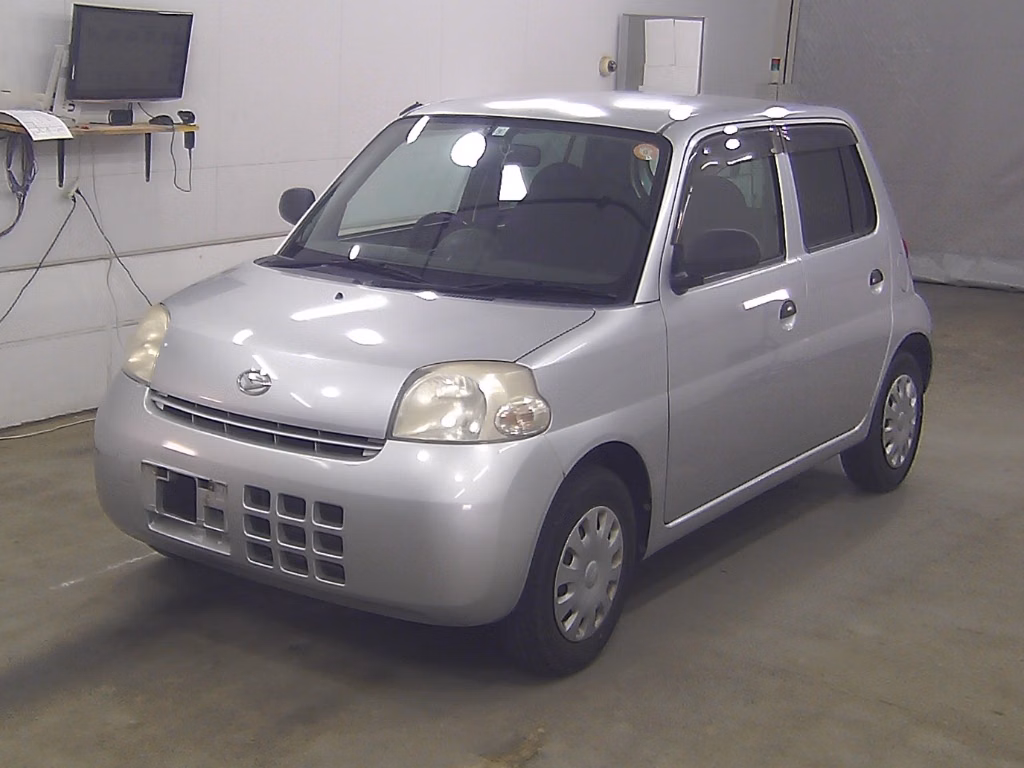 DAIHATSU ESSE