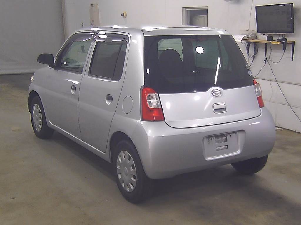 DAIHATSU ESSE