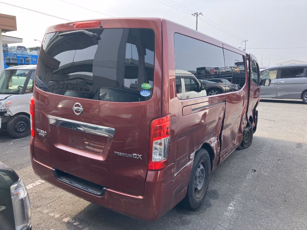 NISSAN NV350 CARAVAN