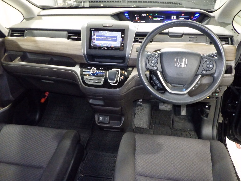 HONDA FREED+