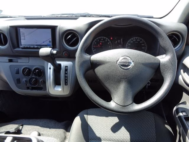 NISSAN CARAVAN