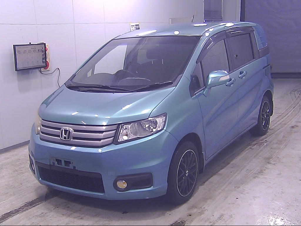HONDA FREED SPIKE