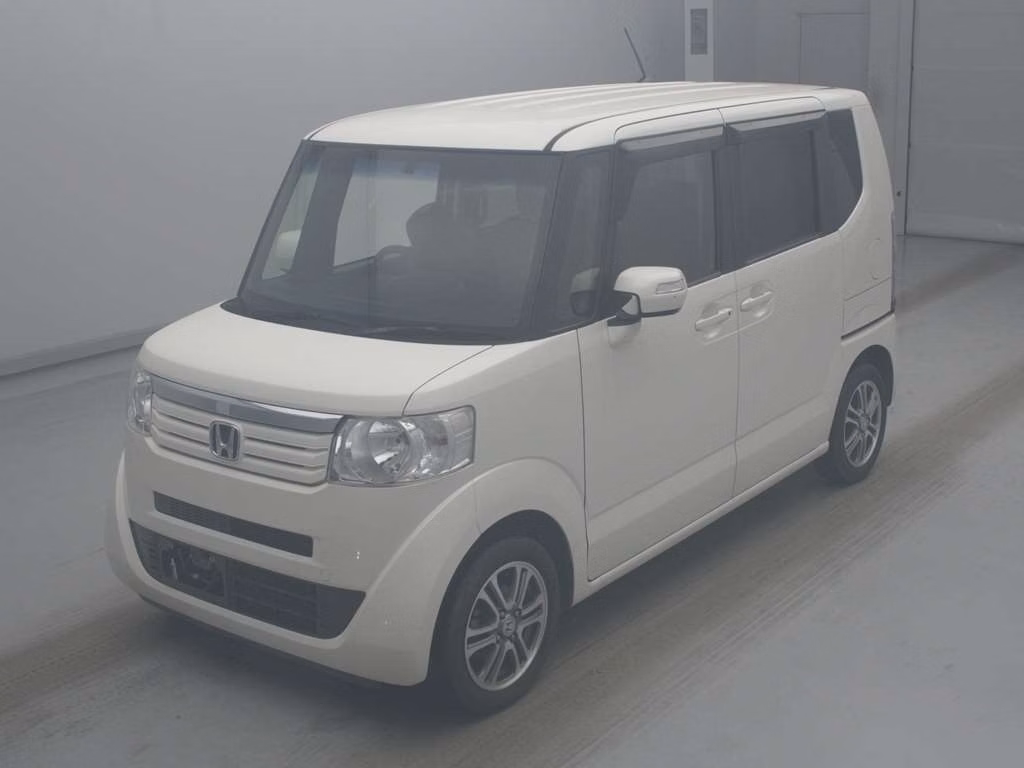 HONDA N-BOX