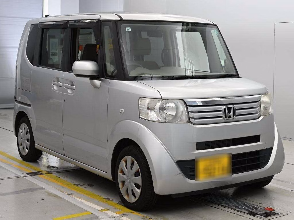 HONDA N-BOX+
