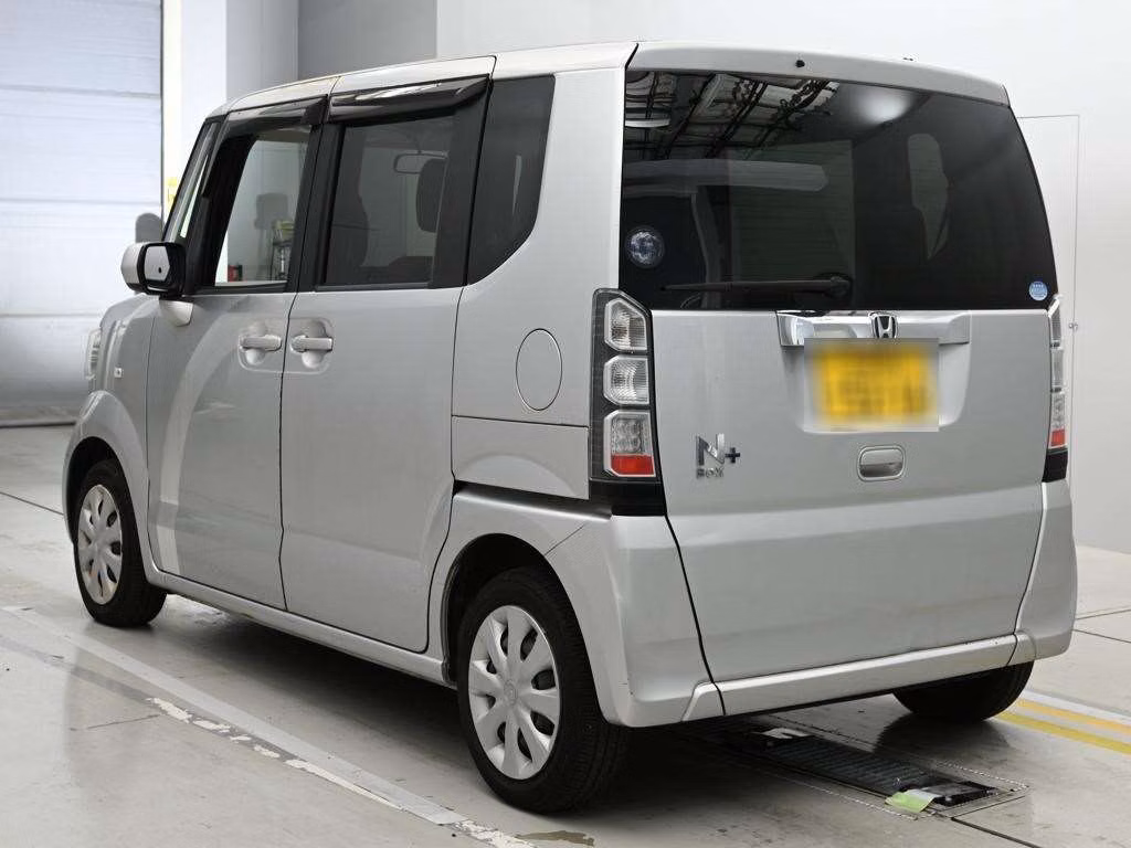 HONDA N-BOX+