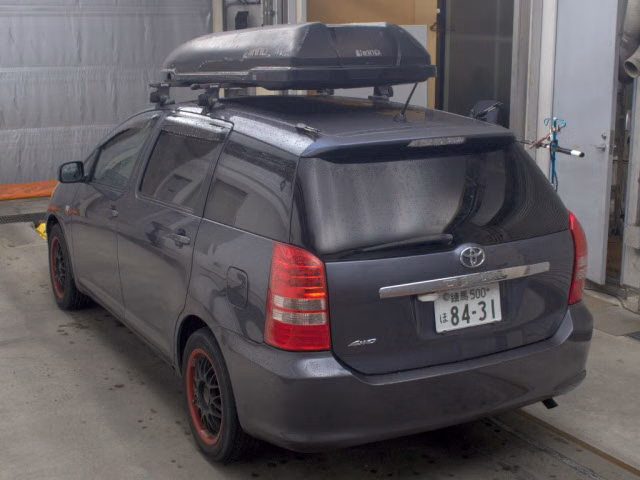 TOYOTA WISH