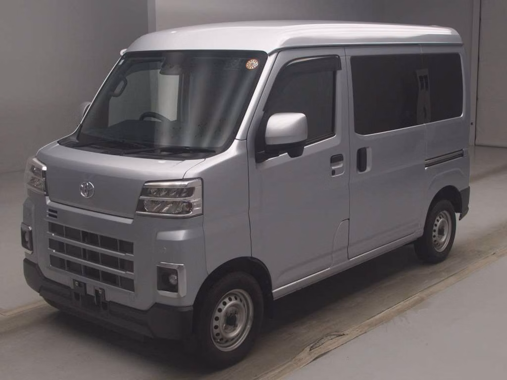 TOYOTA PIXIS VAN