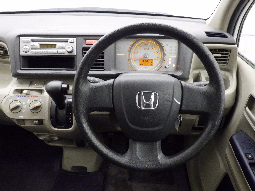 HONDA LIFE