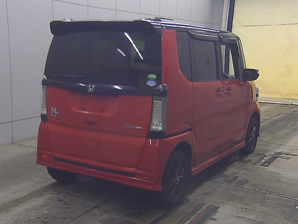 HONDA N-BOX+