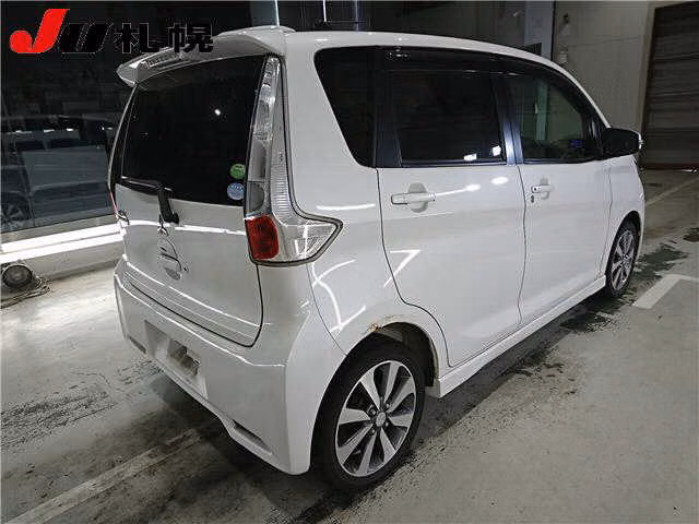 MITSUBISHI EK CUSTOM