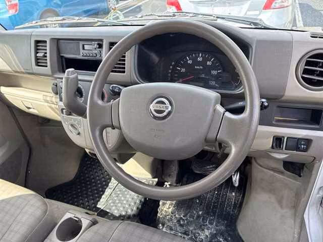 NISSAN NV100 CLIPPER