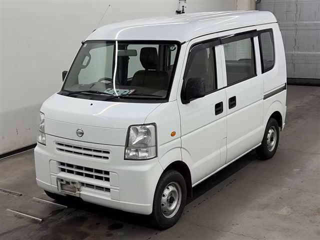 NISSAN NV100 CLIPPER