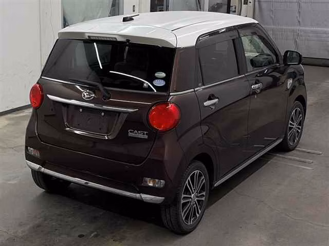 DAIHATSU CAST