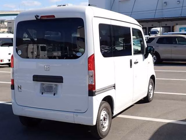HONDA N-VAN